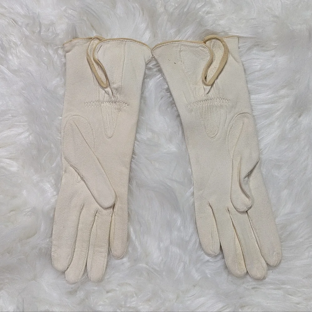 Vintage 50s Cream Leather Ladies Gloves from The‎ Web Glove England